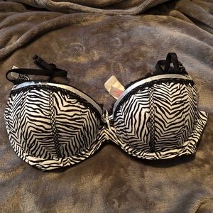 Candie’s push up bra